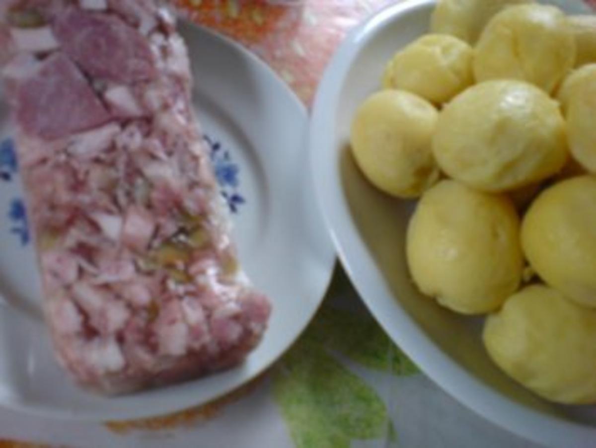 Bratkartoffeln mit Sülze und Remouladensoße - Rezept - Bild Nr. 4
