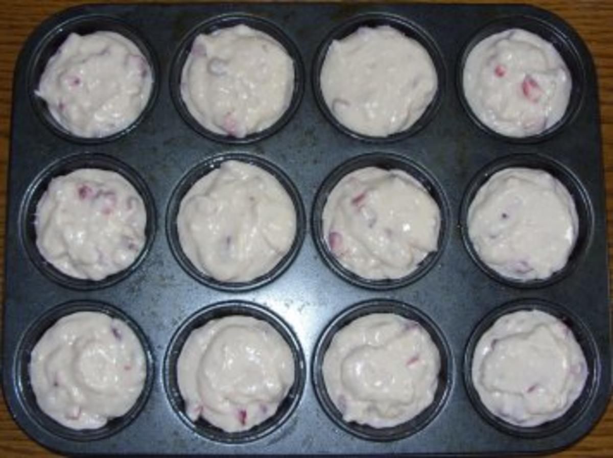 Kleingebäck - Erdbeer-Kokos-Muffins - Rezept - Bild Nr. 3