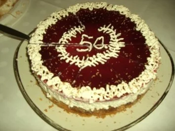 Torte : Kirsch - Torte   ( Nr. 3 ) - Rezept