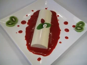 Tonka Panna Cotta mit Himbeercoulis - Rezept - Bild Nr. 4