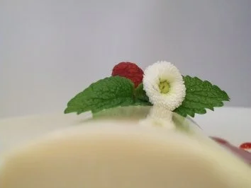 Tonka Panna Cotta mit Himbeercoulis - Rezept - Bild Nr. 6