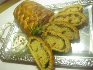 Rezept: Steinpilz-Schinken -Brot Steinpilz-Schinken -Brot - Rezept