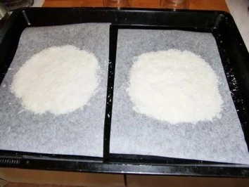 Rezept: Parmesankörbchen Bild Nr. 2 Parmesankörbchen - Rezept - Bild Nr. 2