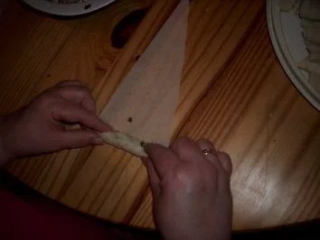 Rezept: Zigarren - Börek mit Hirtenkäse und frischen Kräuter Bild Nr. 5 Zigarren - Börek mit Hirtenkäse und frischen Kräuter - Rezept - Bild Nr. 5