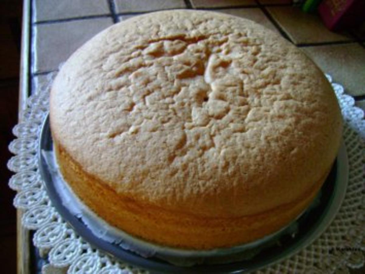 Kuchen: Erdbeer-Käsesahne Torte - Rezept - Bild Nr. 4