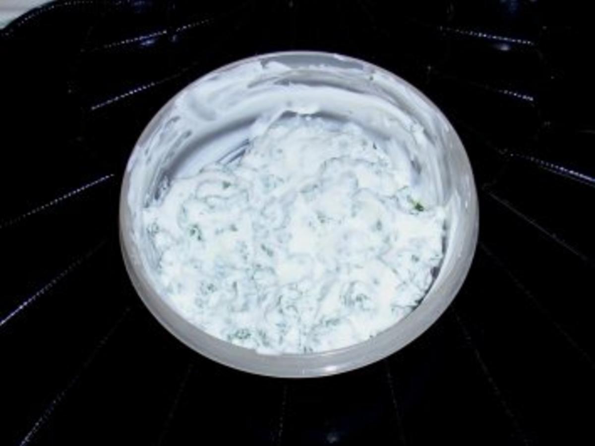 Kartoffel Spinat Pflanzerl mit Kräuterquark Dip - einfach - 266 kcal/100g