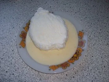 Schnee-Eier mit Vanillesoße - Rezept - Bild Nr. 2