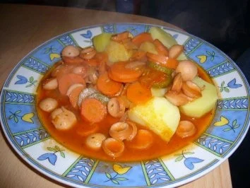 Rezept: Würstchen-Gulasch Bild Nr. 2 Würstchen-Gulasch - Rezept - Bild Nr. 2
