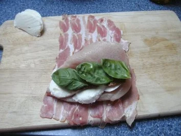 Hähnchenrust gefüllt mit Mozarella und getrockneten Tomaten - Rezept - Bild Nr. 3