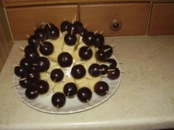 Rezept: Käse -Igel Bild Nr. 2 Käse -Igel - Rezept - Bild Nr. 2