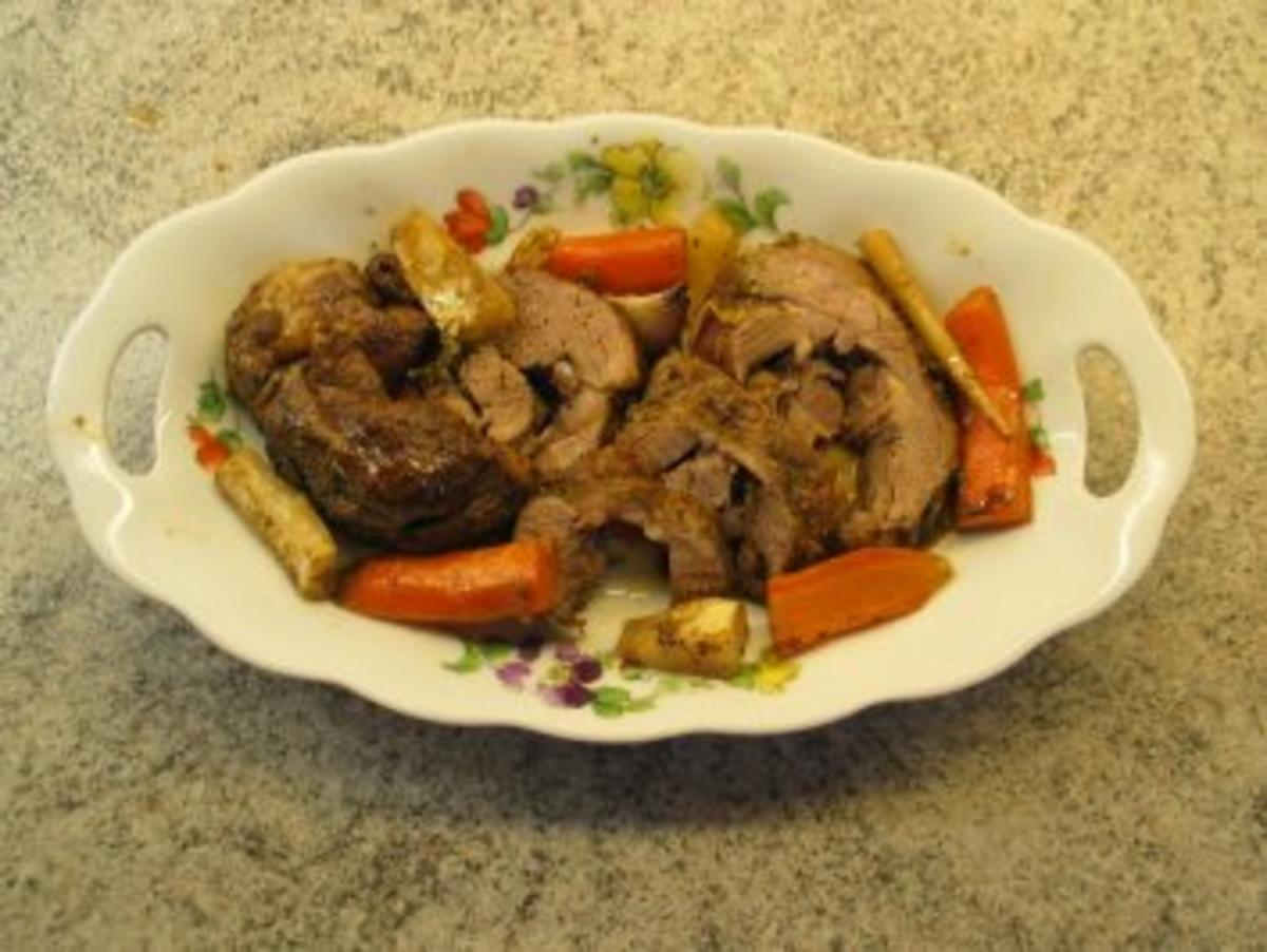 Fleisch: Lammkeule provencale, gerollt - Rezept - Bild Nr. 3