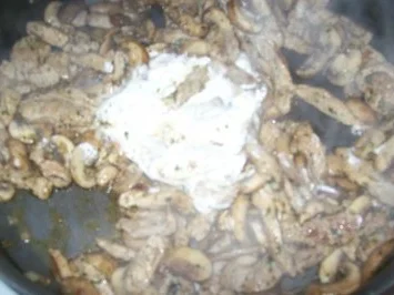 Geschnetzeltes mit Bandnudeln - Rezept - Bild Nr. 4