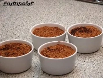 Rezept: Putenleber Creme Brûlée mit Gewürzkruste Putenleber Creme Brûlée mit Gewürzkruste - Rezept