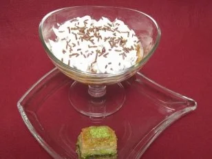 Rezept: Amarettini-Kirsch-Dessert Amarettini-Kirsch-Dessert - Rezept