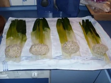 Rezept: Porreerouladen Bild Nr. 4 Porreerouladen - Rezept - Bild Nr. 4