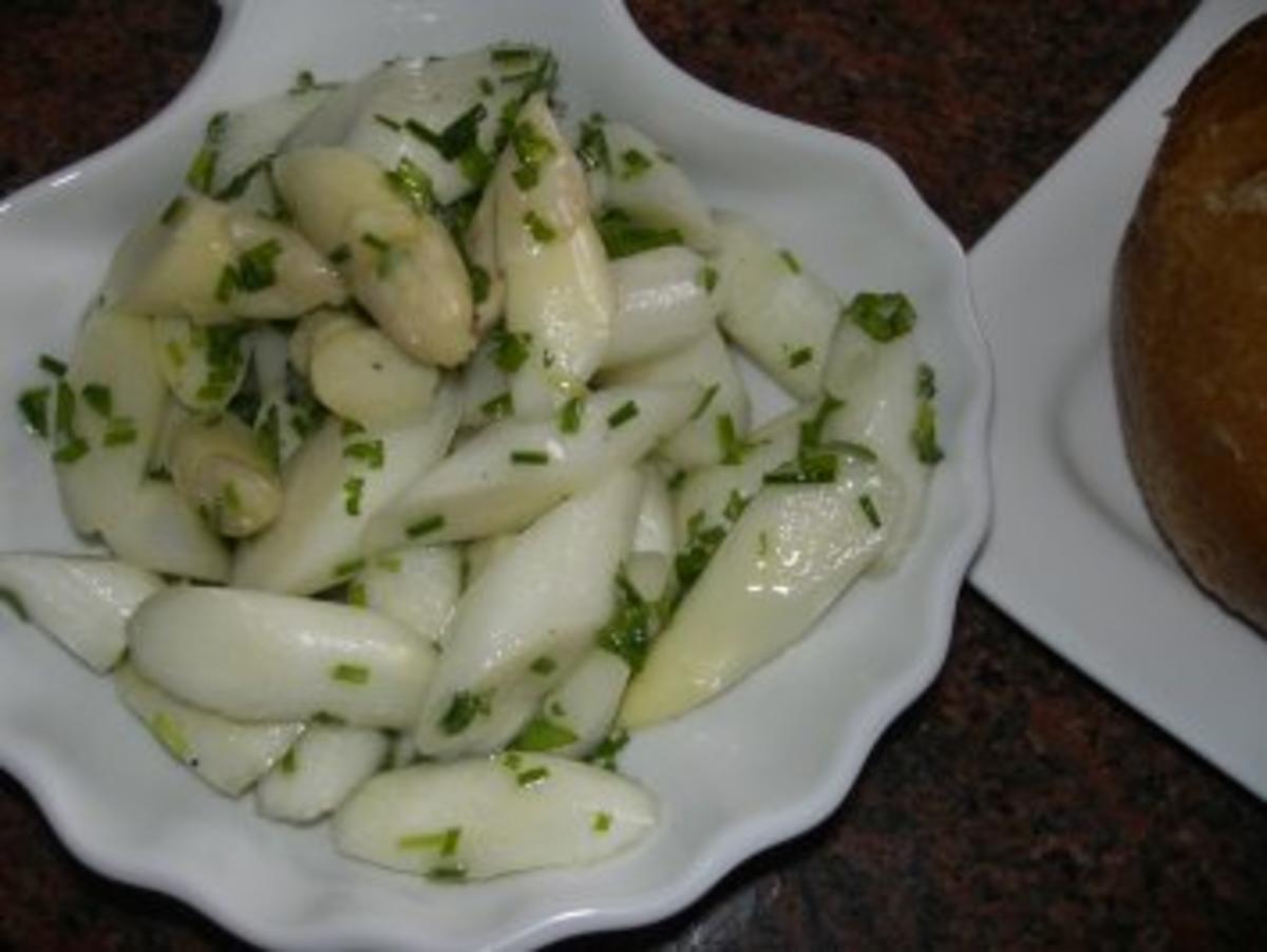 Salatbar:   SPARGELSALAT - Rezept