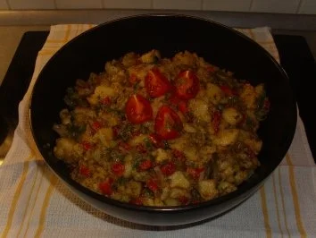 Rezept: Salate: Kartoffelsalat mit Chili Bild Nr. 2 Salate: Kartoffelsalat mit Chili - Rezept - Bild Nr. 2