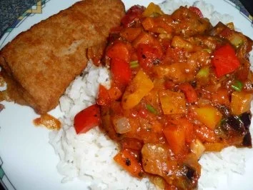 Rezept: Ratatouille auf Reis mit Backfisch Ratatouille auf Reis mit Backfisch - Rezept