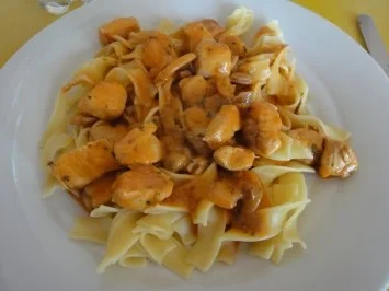 Pute in Tomaten-Senf-Soße - Rezept