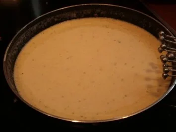 Spaetzle und Roestbratwuerstchen treffen sich zu einem Auflauf - Rezept - Bild Nr. 3