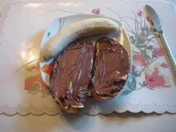 Bananen Brot mit Nuss - Nougat - Creme - Rezept - Bild Nr. 3