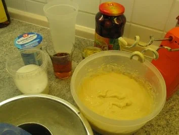 Süßspeisen + Desserts: Rum - Savarin - Rezept - Bild Nr. 2