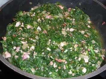 Rezept: Pasta: Spinat - Nudelauflauf mit Champignons im Römertopf Bild Nr. 2 Pasta: Spinat - Nudelauflauf mit Champignons im Römertopf - Rezept - Bild Nr. 2