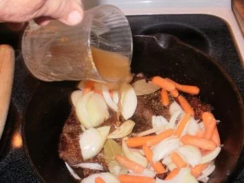 Rezept: Steak: Schweizer Steak -wie Amerika das kocht Bild Nr. 4 Steak: Schweizer Steak -wie Amerika das kocht - Rezept - Bild Nr. 4