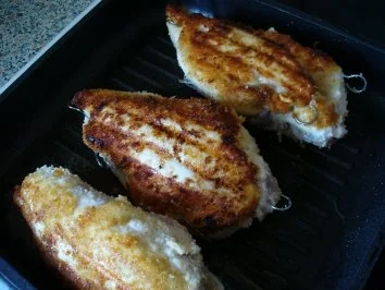 Rezept: Hähnchenbrust gefüllt mit Banane Bild Nr. 7 Hähnchenbrust gefüllt mit Banane - Rezept - Bild Nr. 7