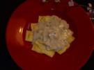 Nudelgerichte: Ravioli mit sahniger Blauschimmelkäse-Sauce - Rezept