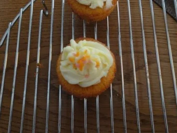 Cupcakes mit Zitronen-Mascarpone-Creme - Rezept - Bild Nr. 2
