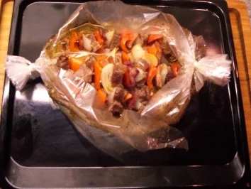 Rezept: Schaschlikspieße im Bratenschlauch Schaschlikspieße im Bratenschlauch - Rezept