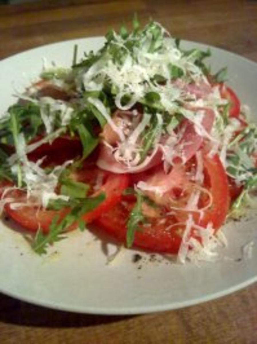 Serrano- Rucola- Tomaten- Parmesan- Salat - Rezept