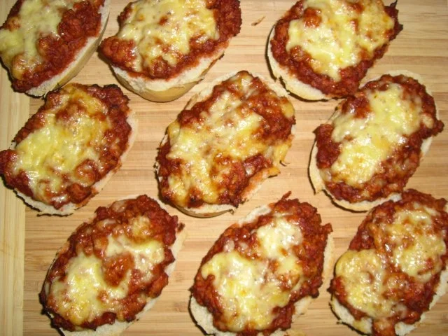 Bolognese Baguettes - Rezept