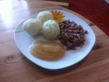 Apfel-Speck-Klöße - Rezept