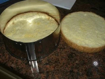 Rezept: KuchenZwerg : BISKUITTEIG ~ GRUNDREZEPT~ hell Bild Nr. 10 KuchenZwerg : BISKUITTEIG ~ GRUNDREZEPT~ hell - Rezept - Bild Nr. 10