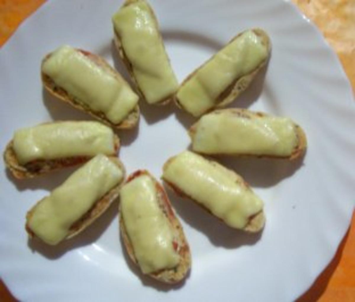 Zwischensnack: Schinken-Käse-Bruscetta, überbacken - Rezept