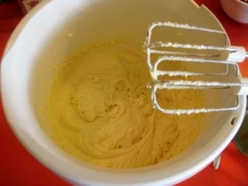 Rezept: Muffins mit Kirschen und Kirschwasser Bild Nr. 4 Muffins mit Kirschen und Kirschwasser - Rezept - Bild Nr. 4