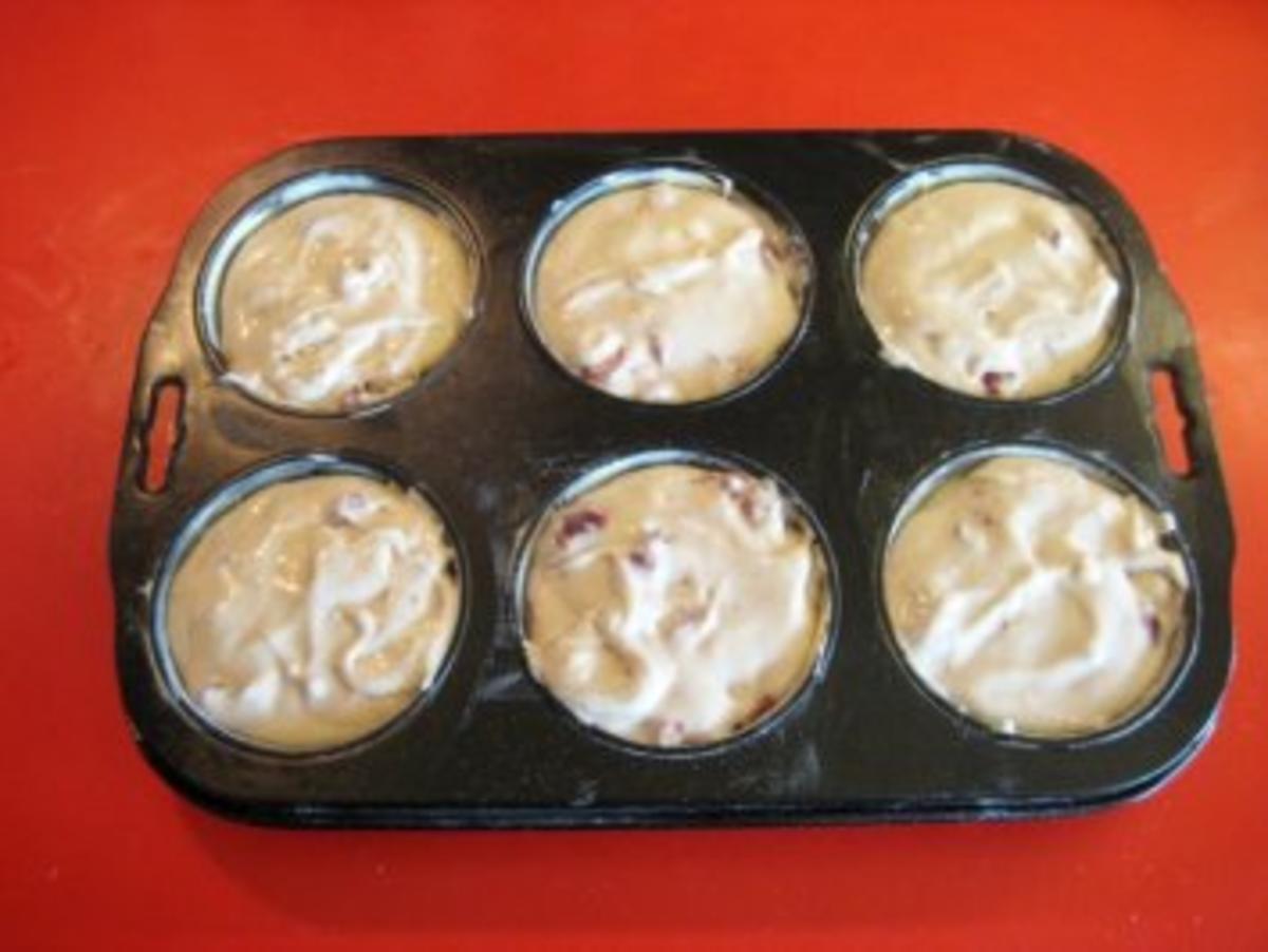 Muffins mit Kirschen und Kirschwasser - Rezept - Bild Nr. 8