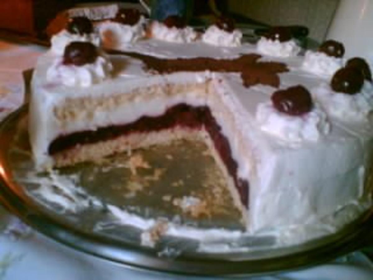 Kirsch-Joghurt-Torte - Rezept - Bild Nr. 2