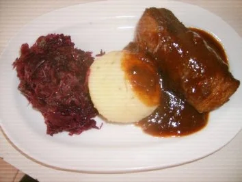 Rezept: Rinderrouladen Bild Nr. 2 Rinderrouladen - Rezept - Bild Nr. 2