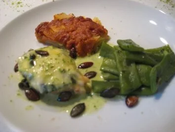 Rezept: Bärlauch der erste...mit Schweinefilet und Tomaten-Kartoffelgratin Bärlauch der erste...mit Schweinefilet und Tomaten-Kartoffelgratin - Rezept