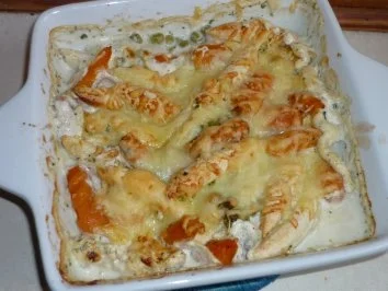 Rezept: Schupfnudelauflauf mit Kräuterkäsesoße Schupfnudelauflauf mit Kräuterkäsesoße - Rezept