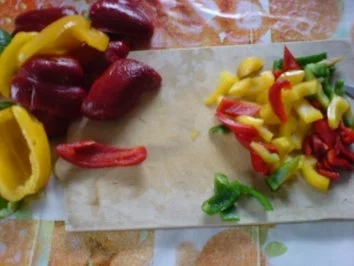 Rezept: Paprikagemüse zu Bratwurst und Salzkartoffeln Bild Nr. 4 Paprikagemüse zu Bratwurst und Salzkartoffeln - Rezept - Bild Nr. 4