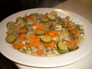 Rezept: Pikant eingelegtes Gemüse Bild Nr. 4 Pikant eingelegtes Gemüse - Rezept - Bild Nr. 4