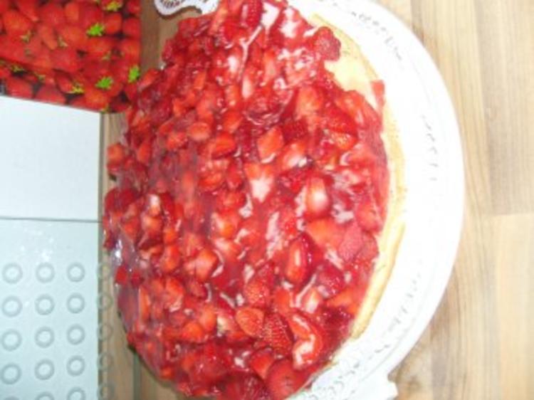 Erdbeer Vanille- Torte - einfach - 42 kcal/100g