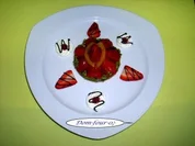 Erdbeertörtchen schlicht und einfach........ - Rezept