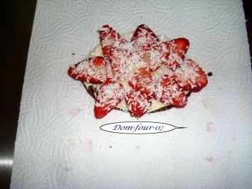 Erdbeerzunge mit Vanille-Sahne-Creme - Rezept - Bild Nr. 5