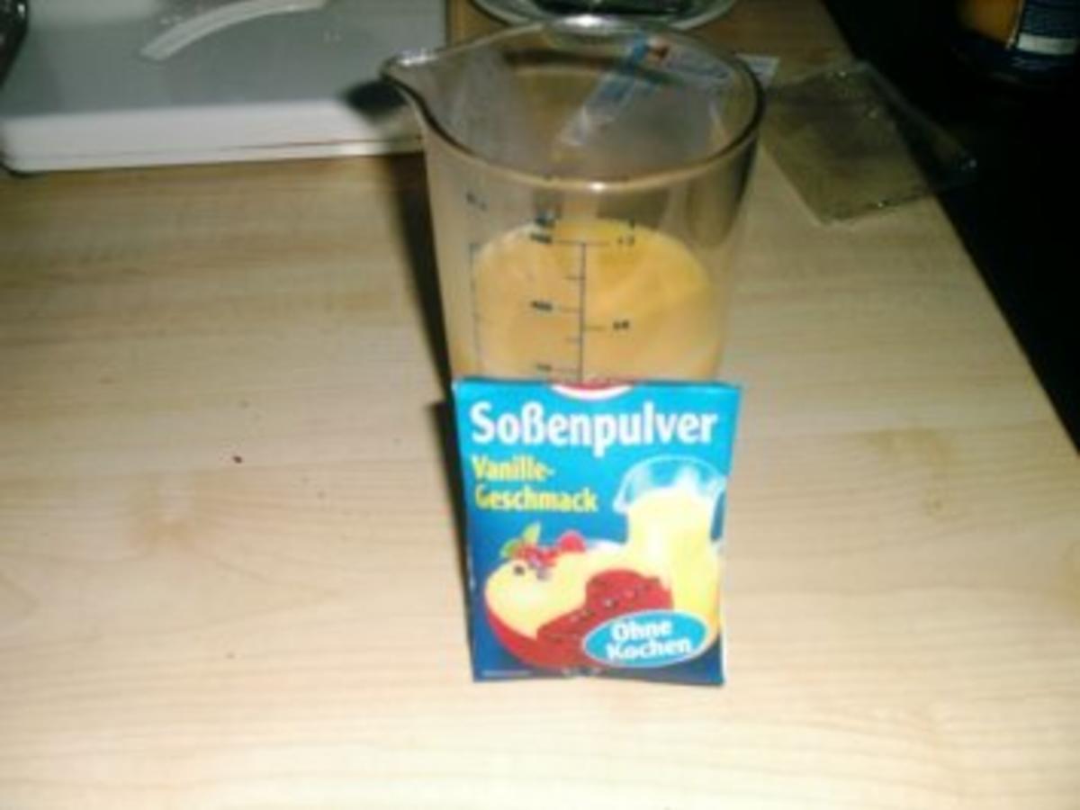 Weiße Schokoladen Eierlikör Sahnetorte - 318 kcal/100g