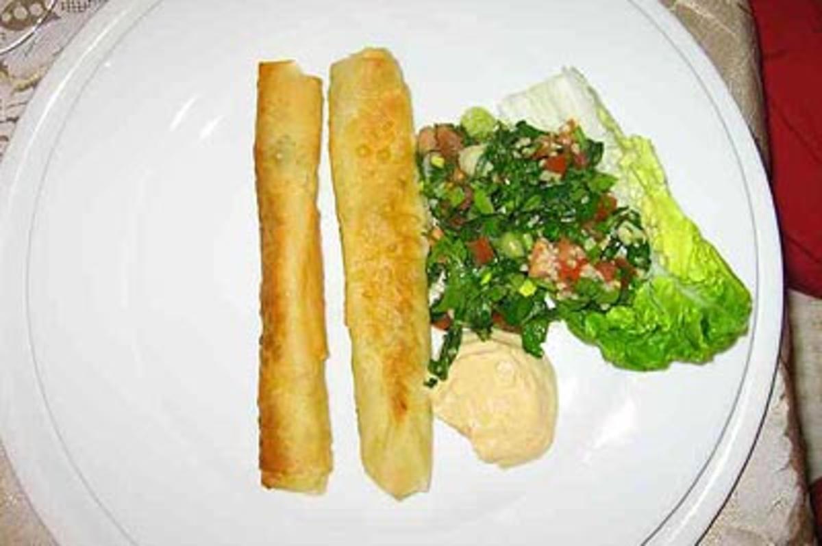 Bilder für Zigaretten-Börek mit Hommos und Taboule - Rezept